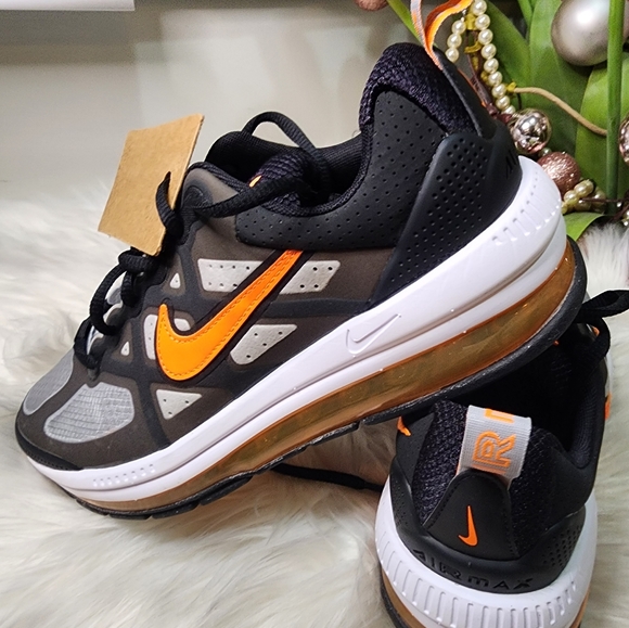 Nike Air Max Genome 'Black Total Orange'Size Women8.5 new - Picture 4 of 10